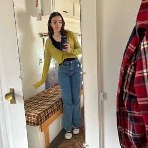 Meet your Posher, Elaine